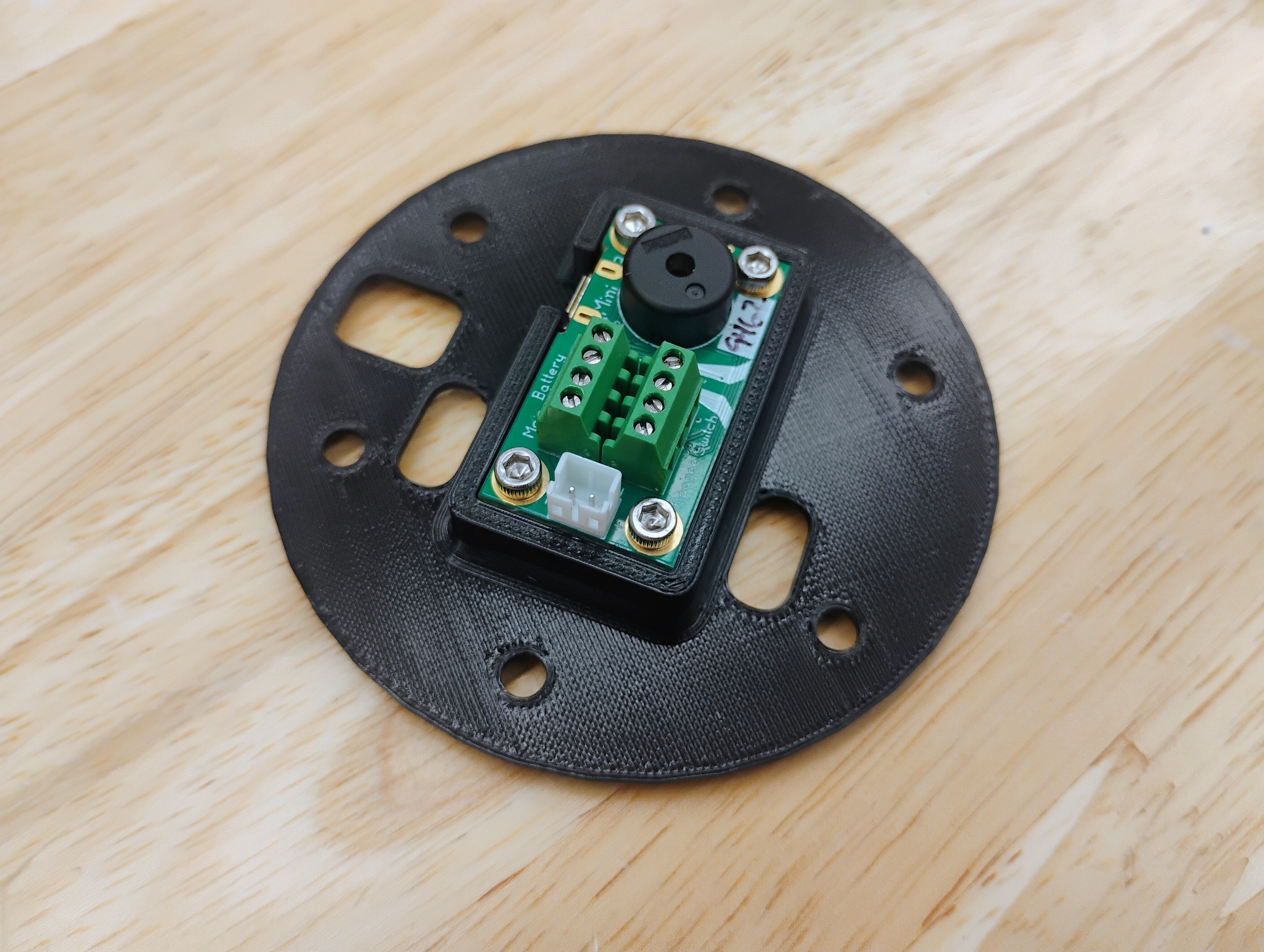 COTS avionics mount